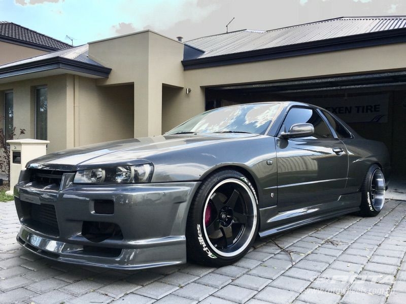 Nissan Skyline R34 main image